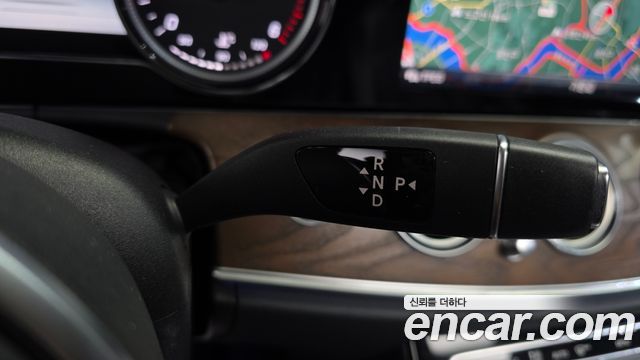 Mercedes-Benz E-Class (W213) E220d 4MATIC Exclusive 2019 — фото 9