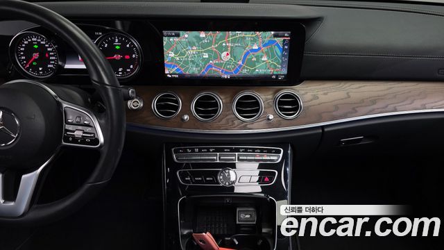 Mercedes-Benz E-Class (W213) E220d 4MATIC Exclusive 2019 — фото 15