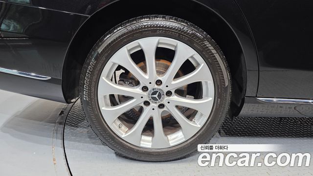 Mercedes-Benz E-Class (W213) E220d 4MATIC Exclusive 2019 — фото 21