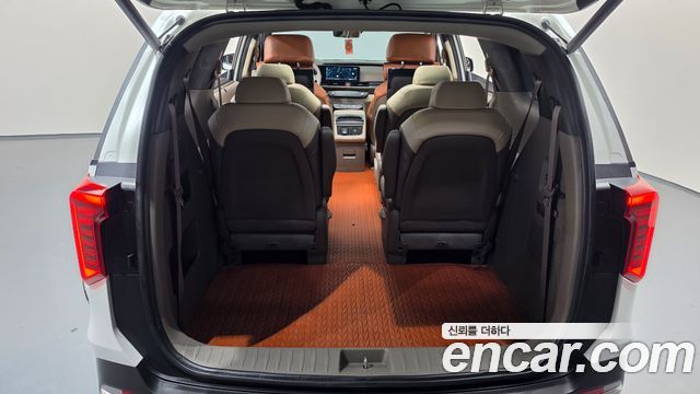 Kia Carnival (IV) HEV 9seater Signature 2024 — фото 18