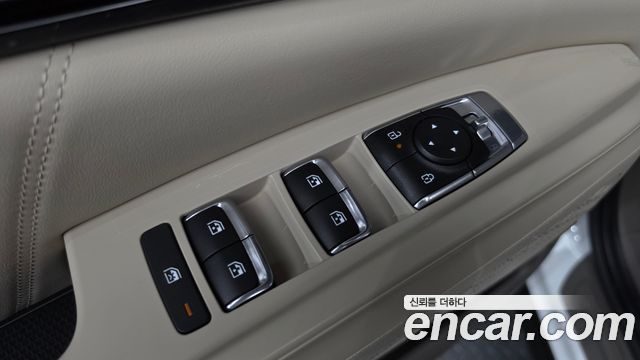 Kia Carnival (IV) HEV 9seater Signature 2024 — фото 19