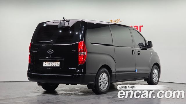Hyundai Grand Starex Van 3-Seater Smart 2021 — фото 2