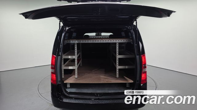 Hyundai Grand Starex Van 3-Seater Smart 2021 — фото 20