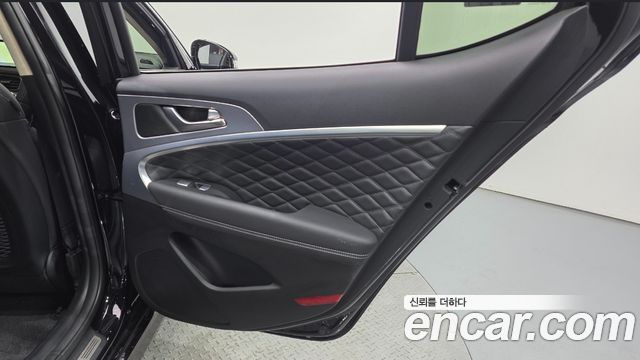 Genesis G70 Gasoline 3.3T 4WD 2021 — фото 31