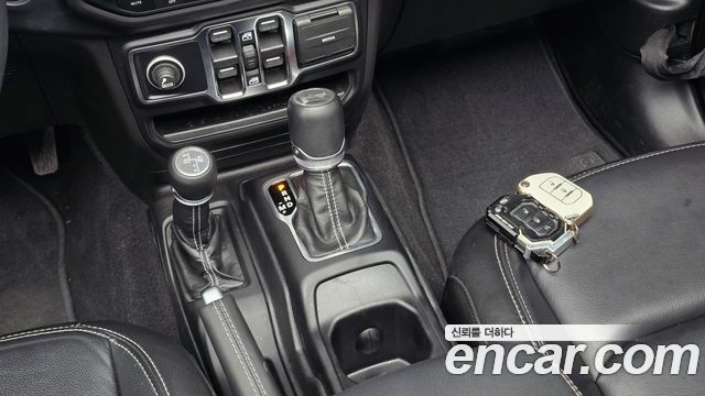 Jeep Wrangler (JL) 2.0 Overland Power Top 4Door 2022 — фото 9