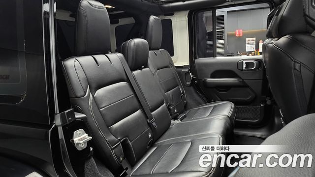 Jeep Wrangler (JL) 2.0 Overland Power Top 4Door 2022 — фото 16