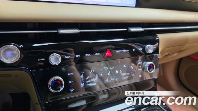 Genesis G80 (RG3) Gasoline 2.5 Turbo 2WD 2025 — фото 31