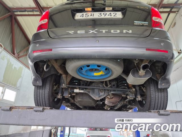 KG Mobility (SsangYong) Super Rexton 2WD RX4 High Deluxe 2011 — фото 8