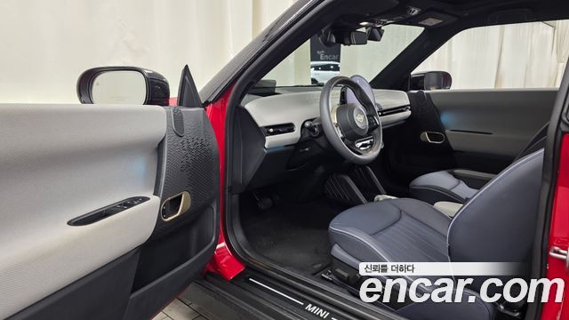 MINI Cooper Electric (IV) SE Favoured 2024 — фото 10
