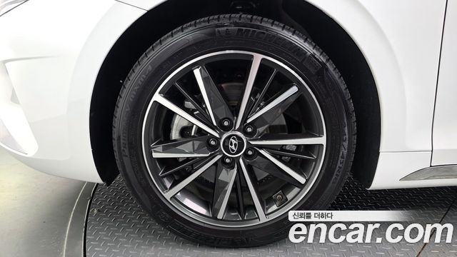 Hyundai Grandeur (IG) 3.0 LPi Premium 2022 — фото 5