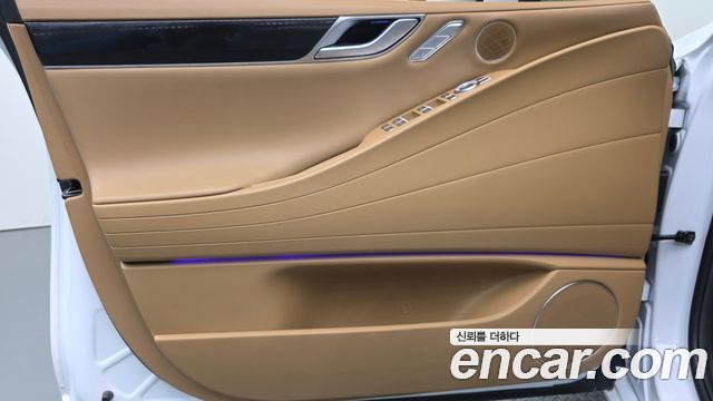 Genesis G80 (RG3) Gasoline 2.5 Turbo AWD 2026 — фото 24