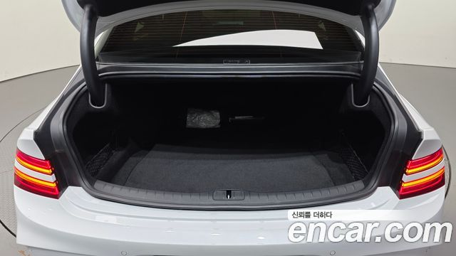 Genesis G80 (RG3) Gasoline 2.5 Turbo AWD 2026 — фото 31