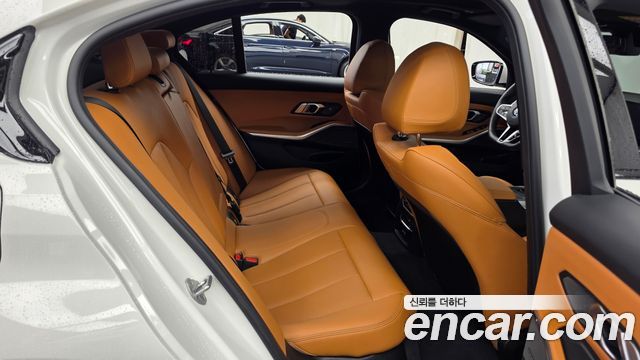 BMW 3 Series (G20) 320i M Sport 2025 — фото 12