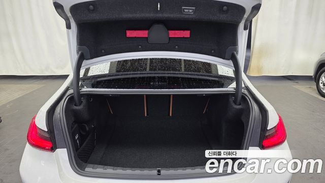 BMW 3 Series (G20) 320i M Sport 2025 — фото 20