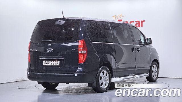 Hyundai Grand Starex Urban 9-Seater Premium 2019 — фото 2