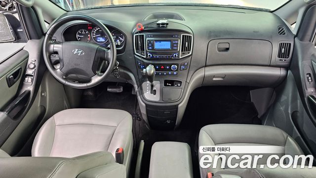 Hyundai Grand Starex Urban 9-Seater Premium 2019 — фото 7