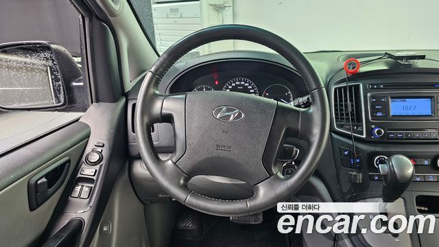 Hyundai Grand Starex Urban 9-Seater Premium 2019 — фото 13