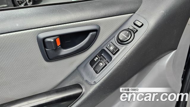 Hyundai Grand Starex Urban 9-Seater Premium 2019 — фото 15
