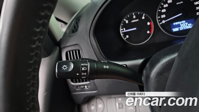 Hyundai Grand Starex Urban 9-Seater Premium 2019 — фото 17