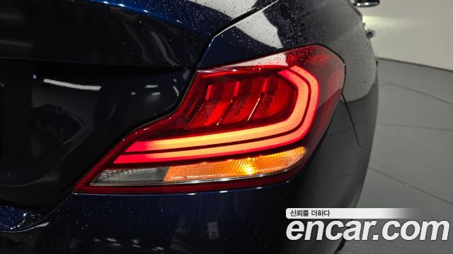 Genesis G70 2.0T Elite 2019 — фото 23