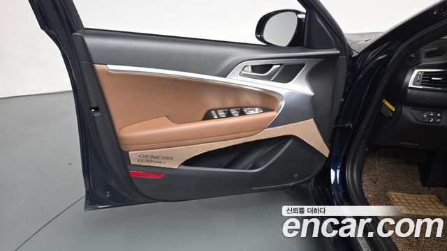 Genesis G70 2.0T Elite 2019 — фото 24