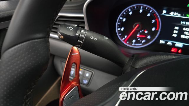 Genesis G70 2.0T Elite 2019 — фото 35