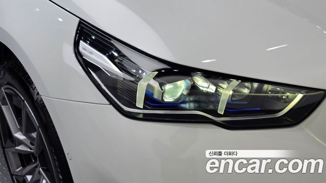BMW 5 Series (G60) 520i 2025 — фото 28