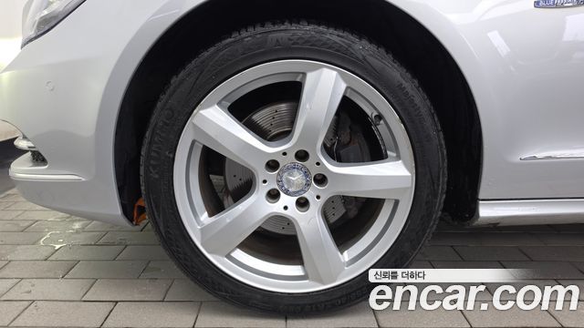 Mercedes-Benz CLS-Class (W218) CLS350 BlueEFFICIENCY 2012 — фото 5
