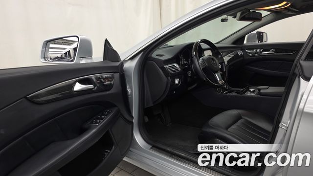 Mercedes-Benz CLS-Class (W218) CLS350 BlueEFFICIENCY 2012 — фото 10