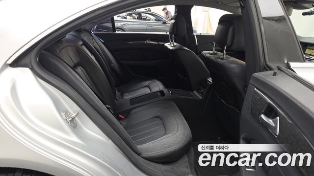 Mercedes-Benz CLS-Class (W218) CLS350 BlueEFFICIENCY 2012 — фото 12