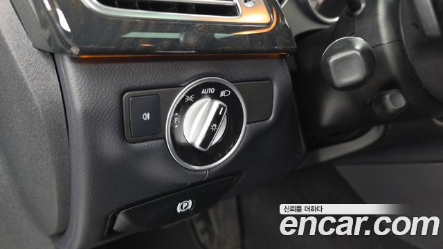 Mercedes-Benz CLS-Class (W218) CLS350 BlueEFFICIENCY 2012 — фото 16