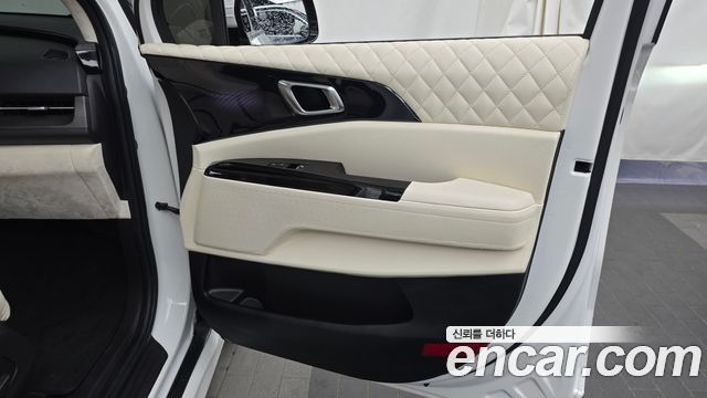Kia Carnival (IV) Gasoline 9-seater Limousine(Special vehicle) 2021 — фото 31