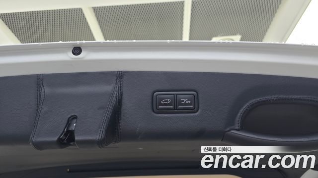 Kia Carnival (IV) Gasoline 9-seater Limousine(Special vehicle) 2021 — фото 37