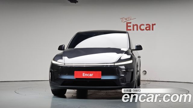 Tesla Model Y Long Range AWD 2025 — фото 3