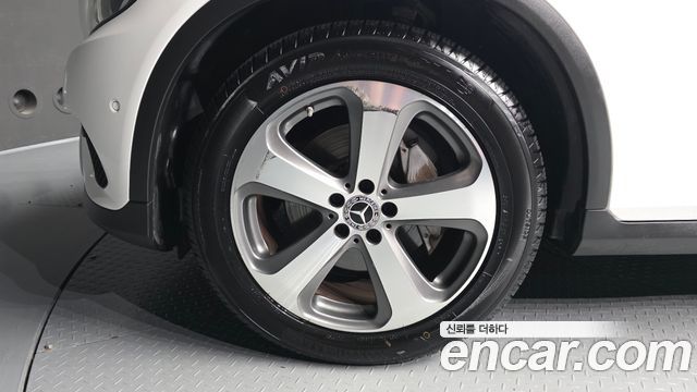 Mercedes-Benz GLC-Class (X253) GCL300 4MATIC Coupe 2019 — фото 5