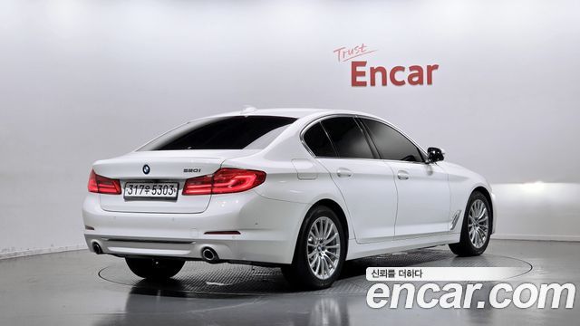 BMW 5 Series (G30) 520i Luxury 2019 — фото 2