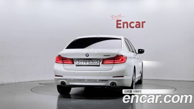 BMW 5 Series (G30) 520i Luxury 2019 — фото 4
