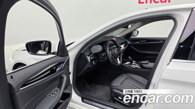 BMW 5 Series (G30) 520i Luxury 2019 — фото 10