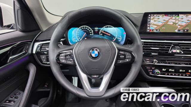 BMW 5 Series (G30) 520i Luxury 2019 — фото 17
