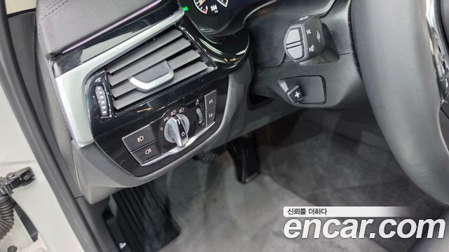 BMW 5 Series (G30) 520i Luxury 2019 — фото 22