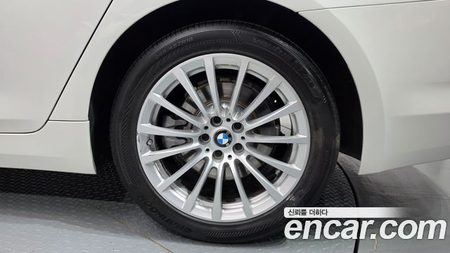 BMW 5 Series (G30) 520i Luxury 2019 — фото 27