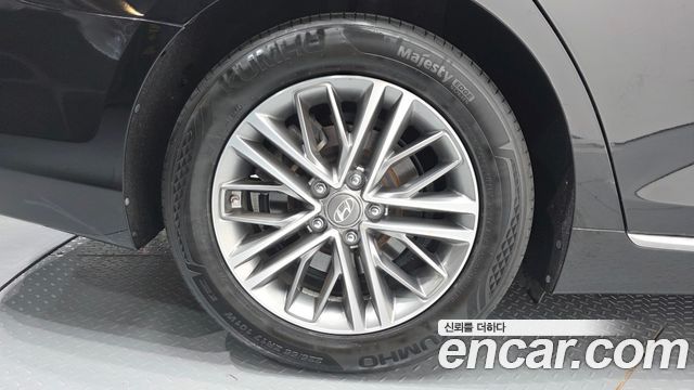 Hyundai Grandeur (IG) 2.4 Premium 2019 — фото 5