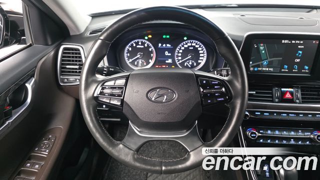 Hyundai Grandeur (IG) 2.4 Premium 2019 — фото 13