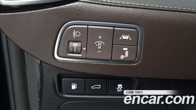 Hyundai Grandeur (IG) 2.4 Premium 2019 — фото 18