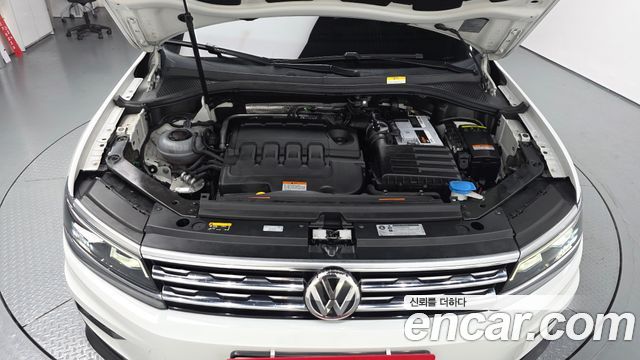 Volkswagen Tiguan (II) 2.0 TDI Prestige 2020 — фото 6