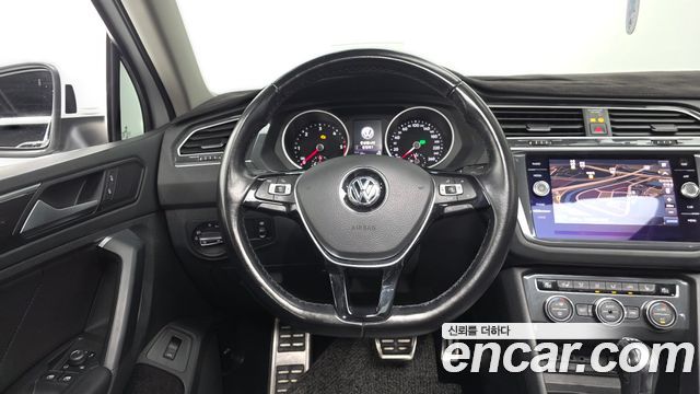 Volkswagen Tiguan (II) 2.0 TDI Prestige 2020 — фото 12