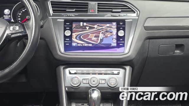 Volkswagen Tiguan (II) 2.0 TDI Prestige 2020 — фото 13