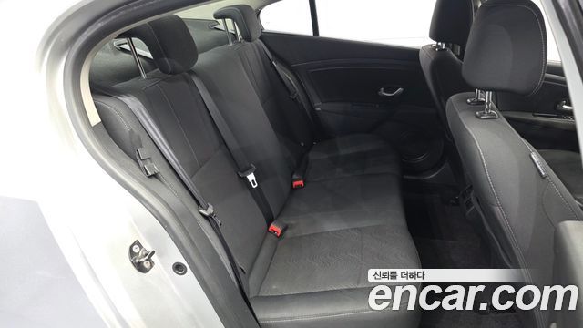 Renault Korea SM3 SE Plus 2013 — фото 12