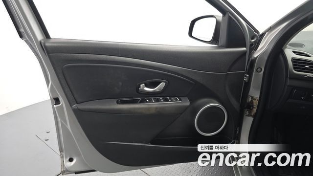Renault Korea SM3 SE Plus 2013 — фото 24