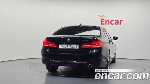 BMW 5 Series (G30) 520i Luxury 2019 — фото 4